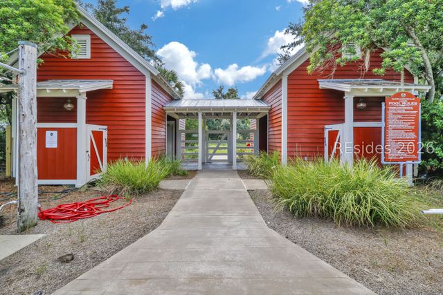 12 Oldfield Village Rd, Bluffton, SC 29909