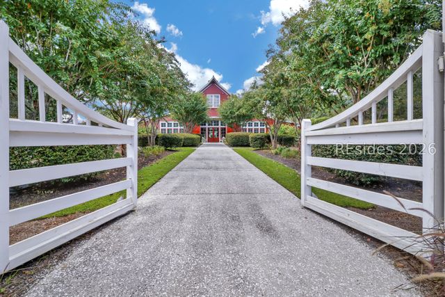 12 Oldfield Village Rd, Bluffton, SC 29909