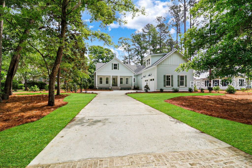 12 Oldfield Village Rd, Bluffton, SC 29909