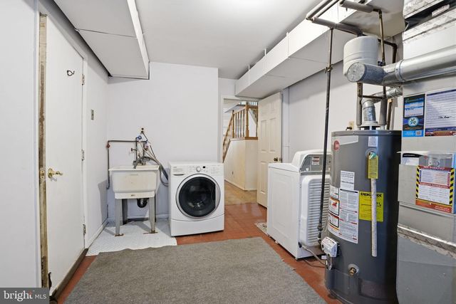 205 HIGH ST, Newtown, PA 18940