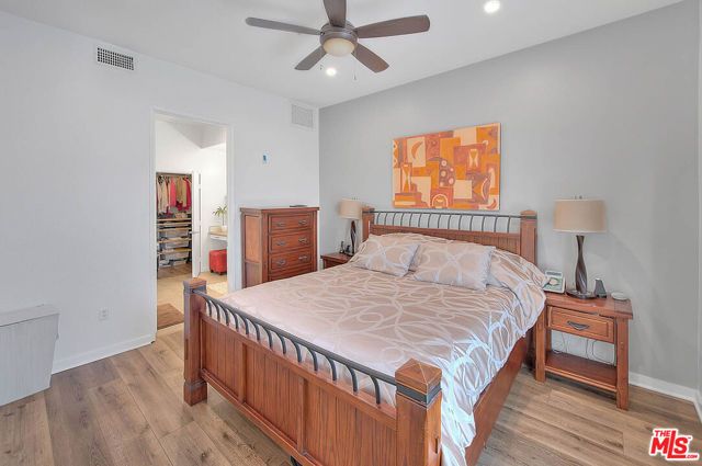 13020 Pacific 303, Los Angeles, CA 90094