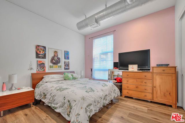 13020 Pacific 303, Los Angeles, CA 90094