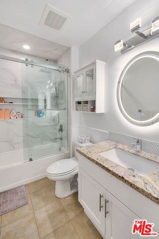 13020 Pacific 303, Los Angeles, CA 90094