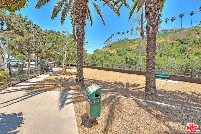 13020 Pacific 303, Los Angeles, CA 90094
