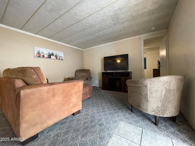 130 E DONNA Drive, Queen Valley, AZ 85118