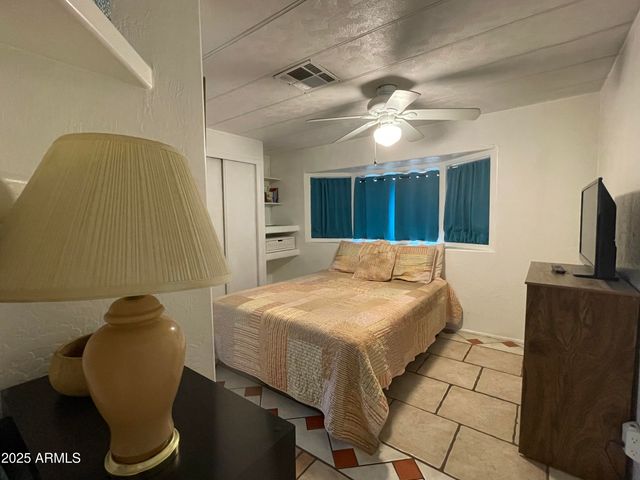 130 E DONNA Drive, Queen Valley, AZ 85118