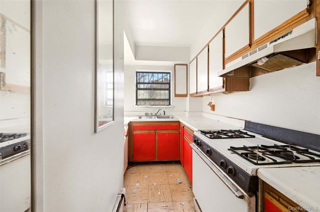 835 Underhill Avenue 62B, Bronx, NY 10473