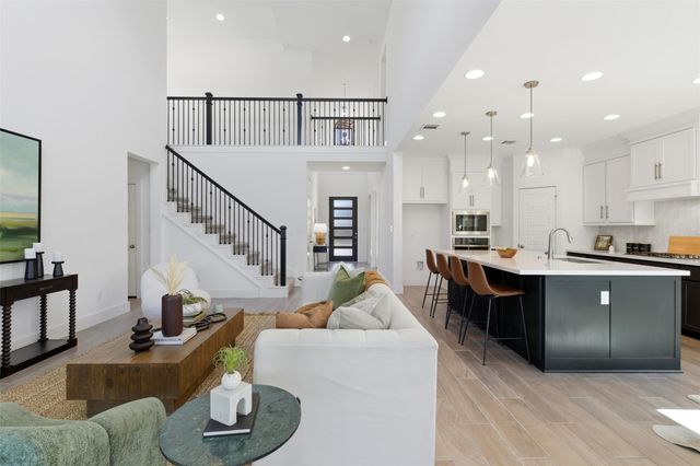 407 Francis Lottie DR, Buda, TX 78610