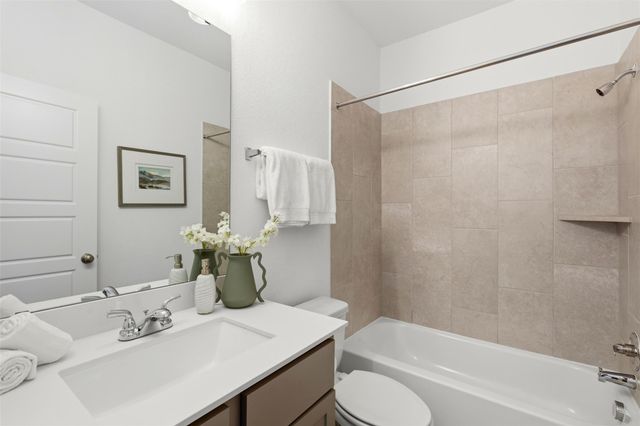 407 Francis Lottie DR, Buda, TX 78610