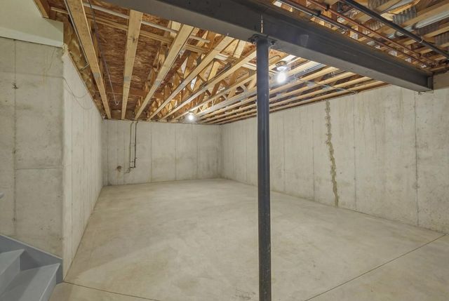 3905 Harmony Drive, Zion, IL 60099