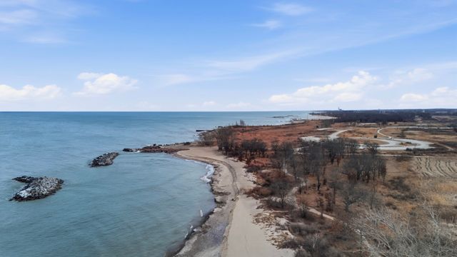 3905 Harmony Drive, Zion, IL 60099