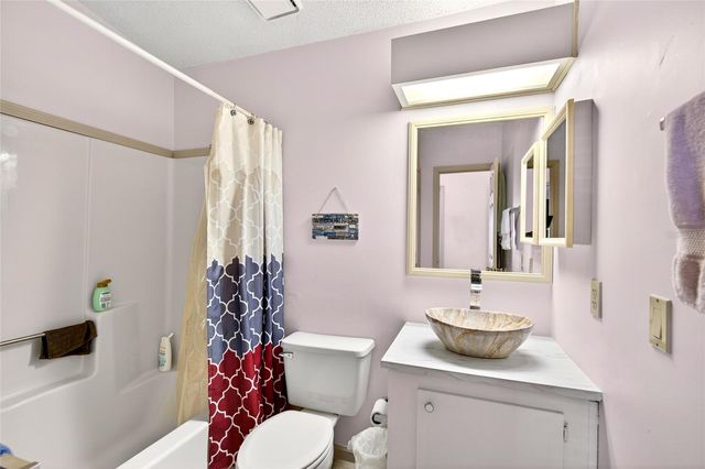 932 CHULA COURT, Lady Lake, FL 32159