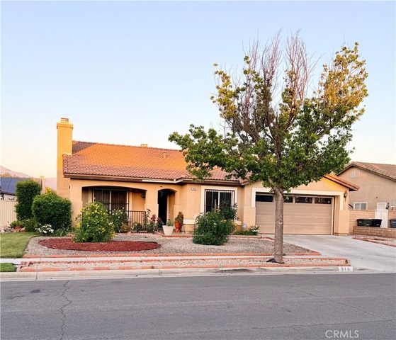 916 Roxanne, Hemet, CA 92543