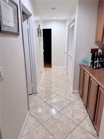 916 Roxanne, Hemet, CA 92543