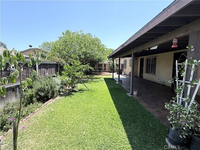 916 Roxanne, Hemet, CA 92543
