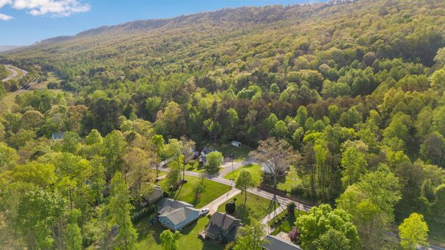 6309 Levi Road, Hixson, TN 37343