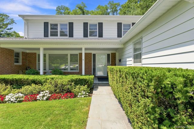 9 Parkfield Road, Scarsdale, NY 10583