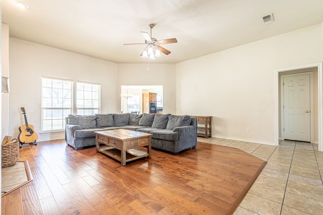 1909 Lazy Court, Granbury, TX 76048