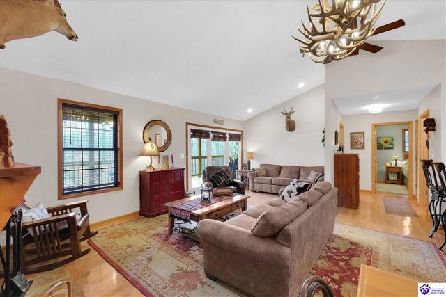 775 Penn Run Road, Bee Spring, KY 42207