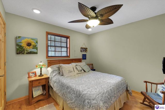 775 Penn Run Road, Bee Spring, KY 42207