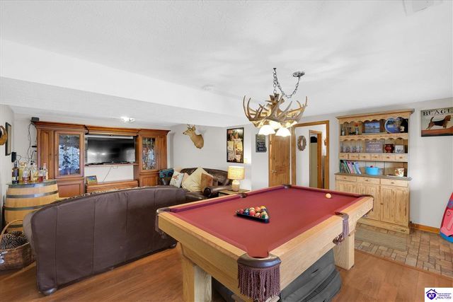 775 Penn Run Road, Bee Spring, KY 42207