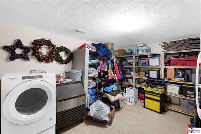 775 Penn Run Road, Bee Spring, KY 42207