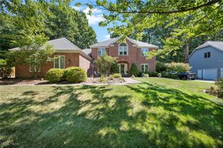 10087 Jamestown Drive, North Royalton, OH 44133