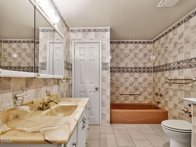 2737 Davis Drive, Cary, NC 27519