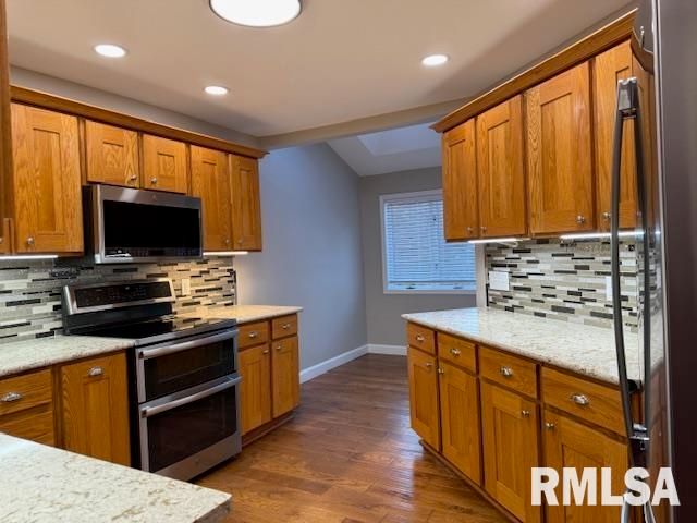 16429 N Hawthorne Hills Drive, Mt Vernon, IL 62864