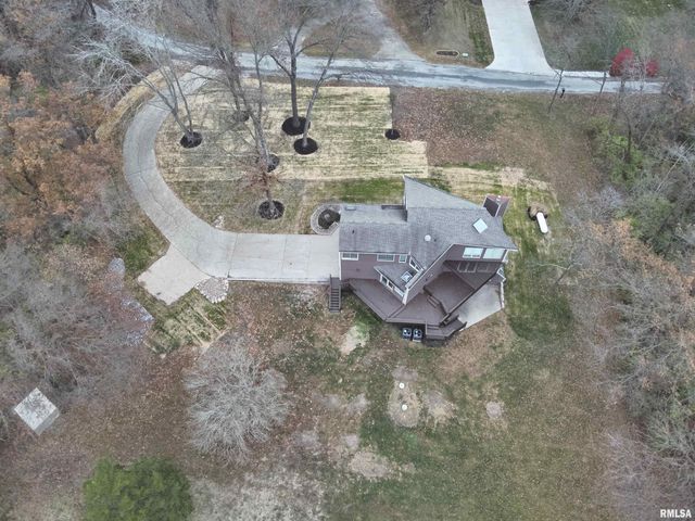 16429 N Hawthorne Hills Drive, Mt Vernon, IL 62864