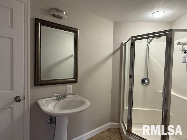 16429 N Hawthorne Hills Drive, Mt Vernon, IL 62864