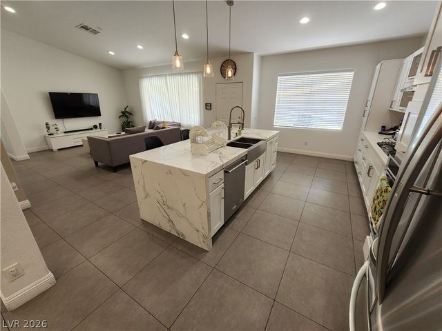 417 Obsidian Street, Las Vegas, NV 89145