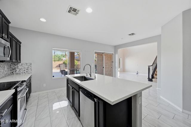 2546 W Cordia Lane, Phoenix, AZ 85085