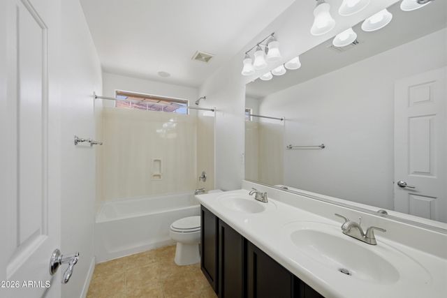 2546 W Cordia Lane, Phoenix, AZ 85085