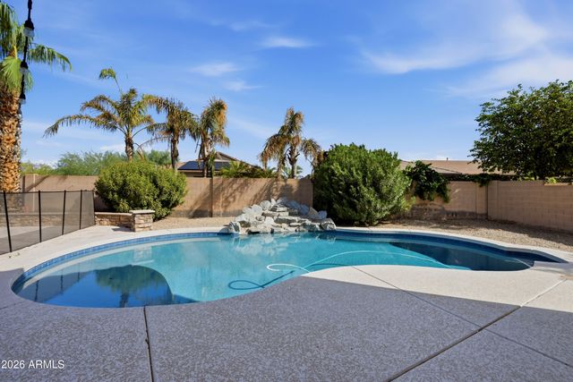 2546 W Cordia Lane, Phoenix, AZ 85085