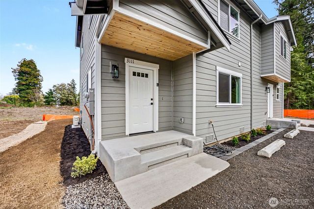 3111 3113 E Camellia Way, Port Orchard, WA 98366