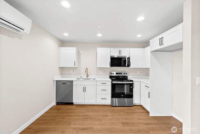 3111 3113 E Camellia Way, Port Orchard, WA 98366