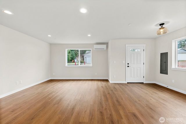 3111 3113 E Camellia Way, Port Orchard, WA 98366