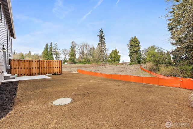 3111 3113 E Camellia Way, Port Orchard, WA 98366