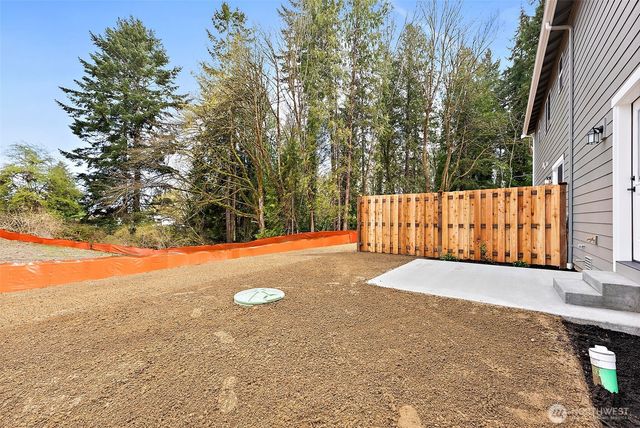 3111 3113 E Camellia Way, Port Orchard, WA 98366
