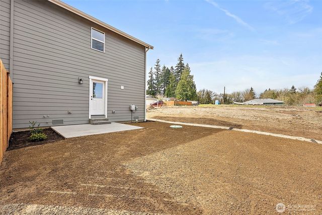 3111 3113 E Camellia Way, Port Orchard, WA 98366