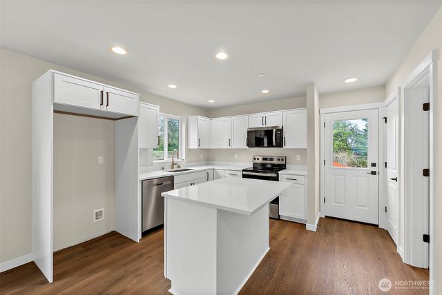 3111 3113 E Camellia Way, Port Orchard, WA 98366