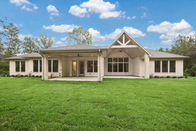 11843 Grand North Road, Willis, TX 77378