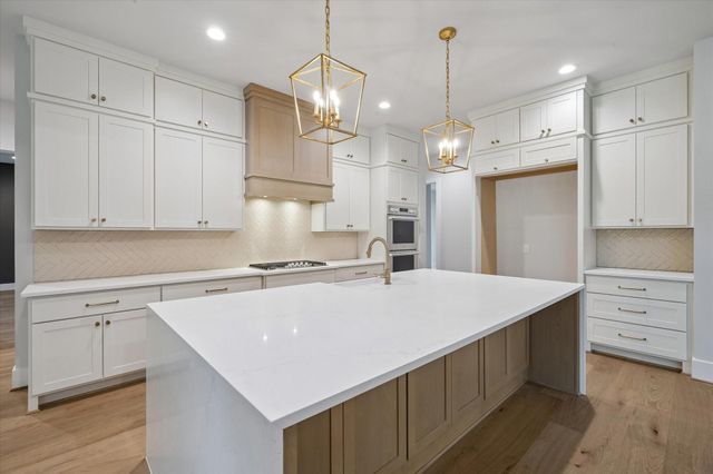 11843 Grand North Road, Willis, TX 77378