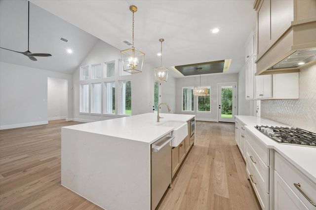 11843 Grand North Road, Willis, TX 77378