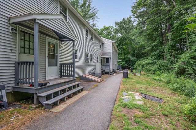 94 Granite Street, Londonderry, NH 03053