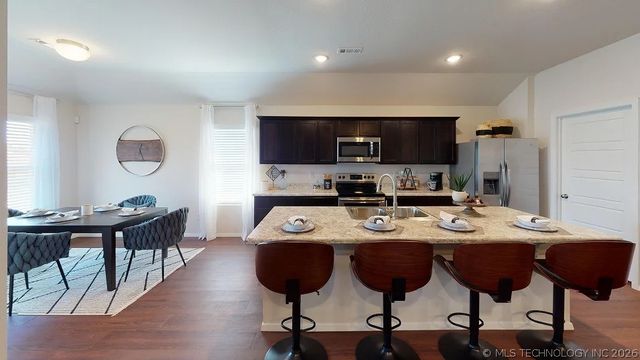 20524 Meadow Street, Kellyville, OK 74039