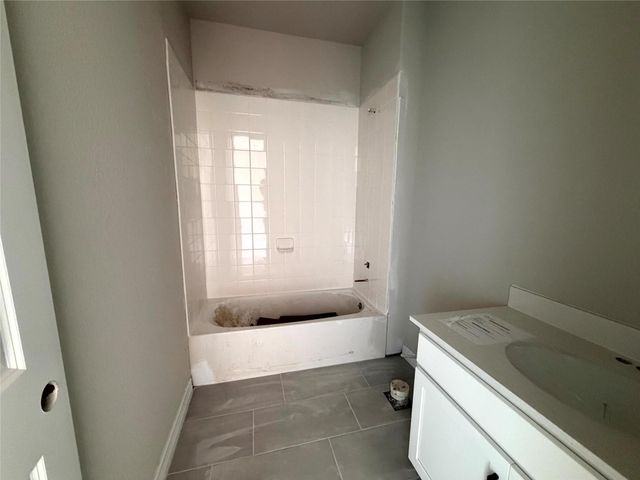 3906 Sterling Springs Lane, League City, TX 77573