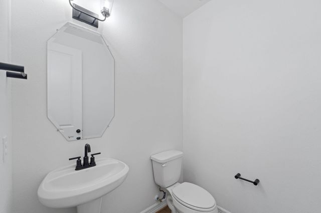 3906 Sterling Springs Lane, League City, TX 77573