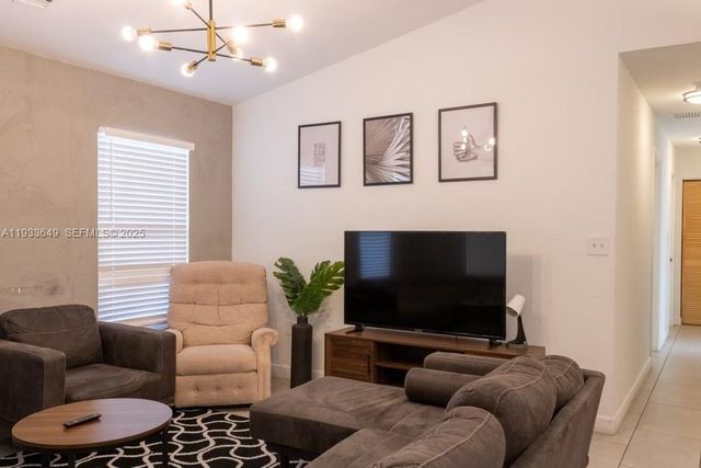 765 NW 77th St 0, Miami, FL 33150